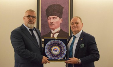 Erdebil Horasan Alevi Ocakları'ndan Başkan Özdemir'e ziyaret